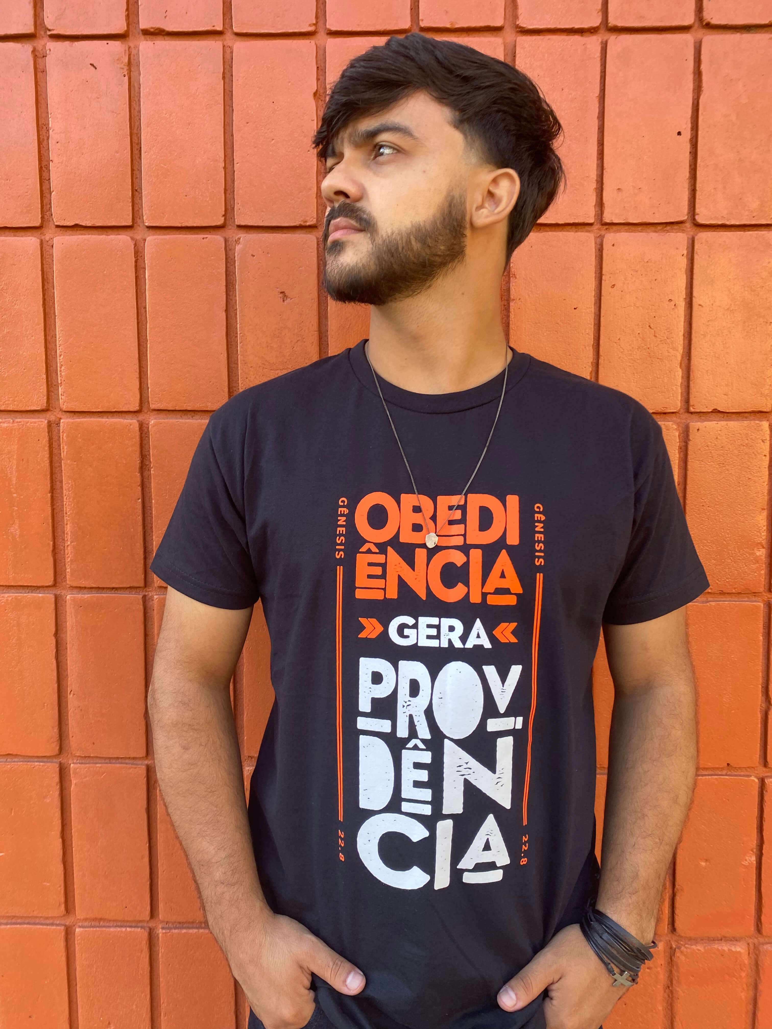 CAMISETA UNISSEX - OBEDIÊNCIA GERA PROVIDÊNCIA