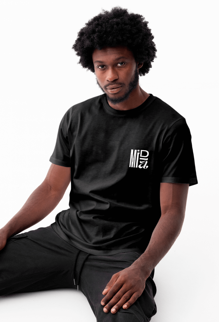 CAMISETA UNISSEX MÍDIA - SERVINDO O REINO